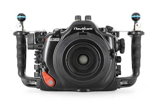 Nikon D850 custodia subacquea 500x346